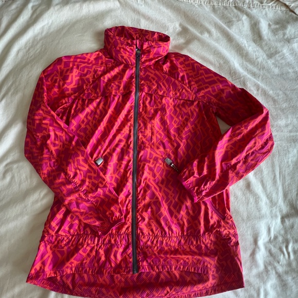 lululemon athletica Jackets & Blazers - Lululemon SEAWHEEZE Miss Misty Jacket Windbreaker 12